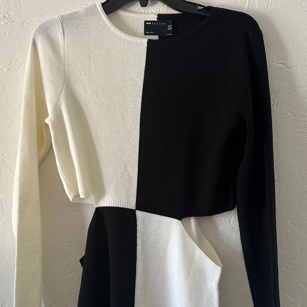 ASOS Black and White Long Sleeve Dress - Picture 3 of 10